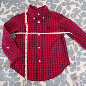 Chaps Button down long sleeve shirt